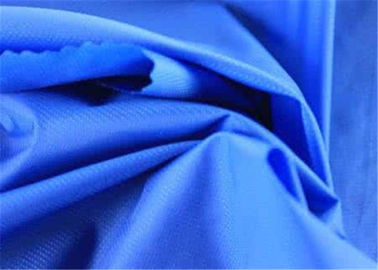 ประเทศจีน ผ้ากันน้ำสีฟ้า Taffeta มือสบายรู้สึกผ้าไนลอนผ้าแพรแข็ง 70d ผู้ผลิต